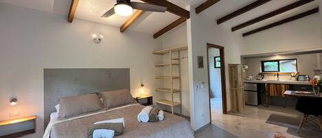 1 bedroom, free WiFi, bed sheets