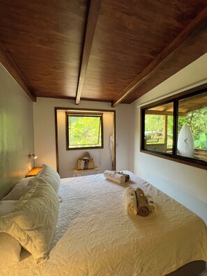 1 bedroom, desk, free WiFi, bed sheets