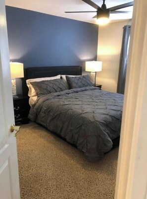 1 dormitorio, tabla de planchar con plancha, cuna de viaje y wifi