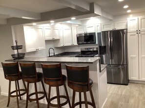 Private kitchen - Cayuga Lake Views  Sleeps 10  Near Aurora & Wineries  Wedding Ready (Lansing)