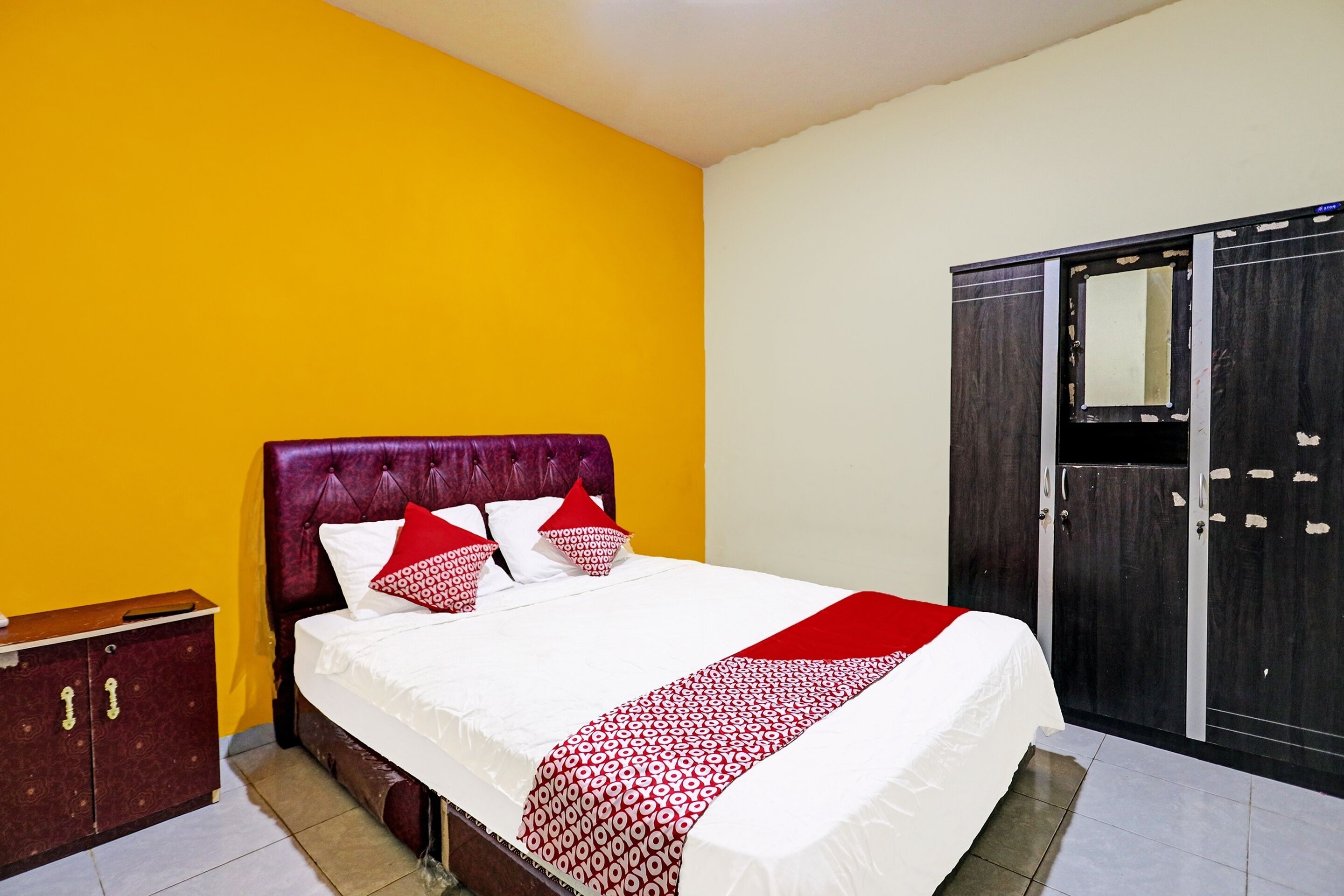 Habitación doble Deluxe | Escritorio, espacio para trabajar con laptop y ropa de cama 