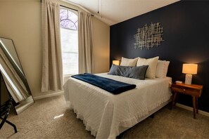 3 quartos, ferros/tábuas de passar roupa, Wi-Fi de cortesia