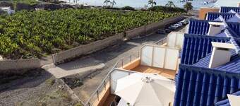 Beautiful duplex seafront in Playa San Juan with awesome views !!!