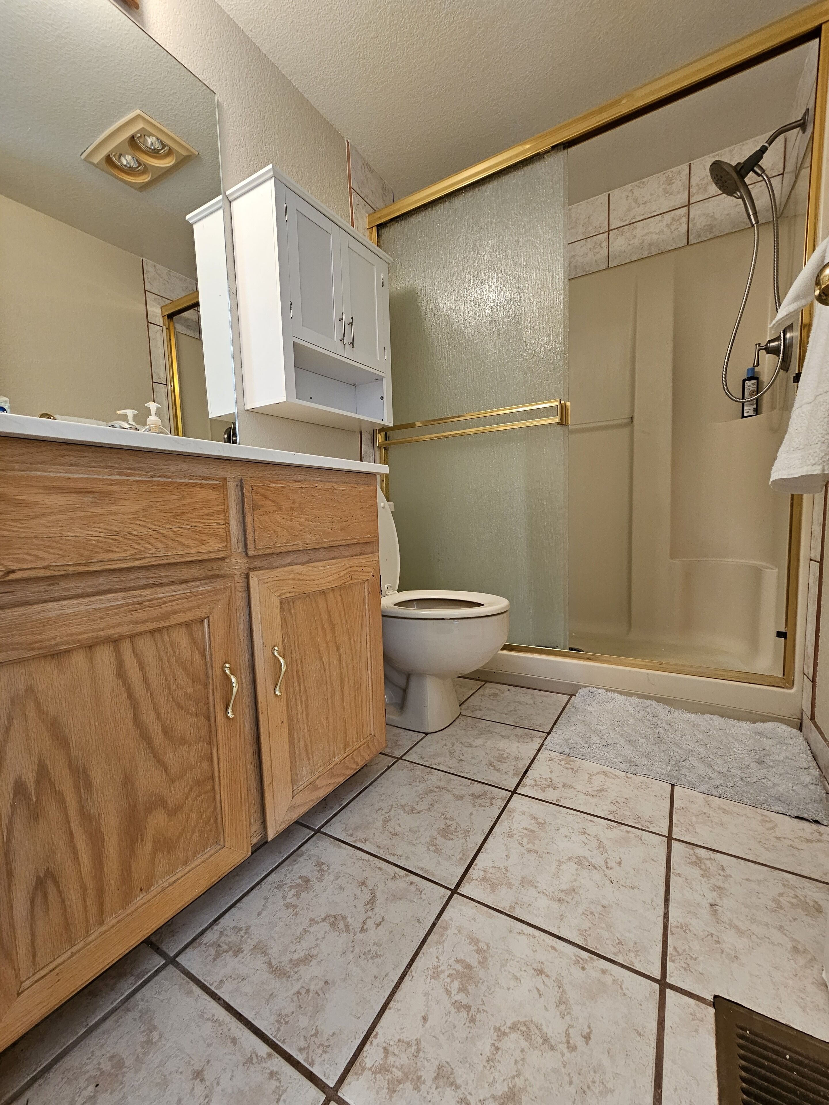 Modestly furnished Walnut Hills townhouse at a modest price