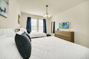 10 habitaciones, tabla de planchar con plancha, wifi y ropa de cama