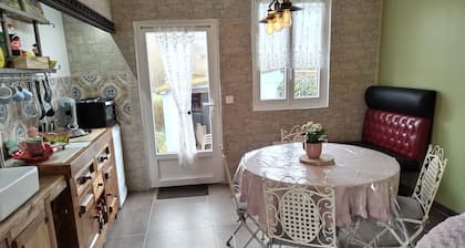 Gite le cottage martin église renovated house in normandy setting