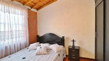 3 slaapkamers, gratis wifi, beddengoed