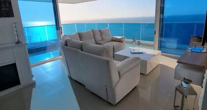 Hermoso Penthouse de 4 habitaciones frente al Mar