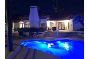 屋外プール、温水プール