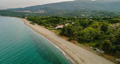 Gkaras Camp & Apartments