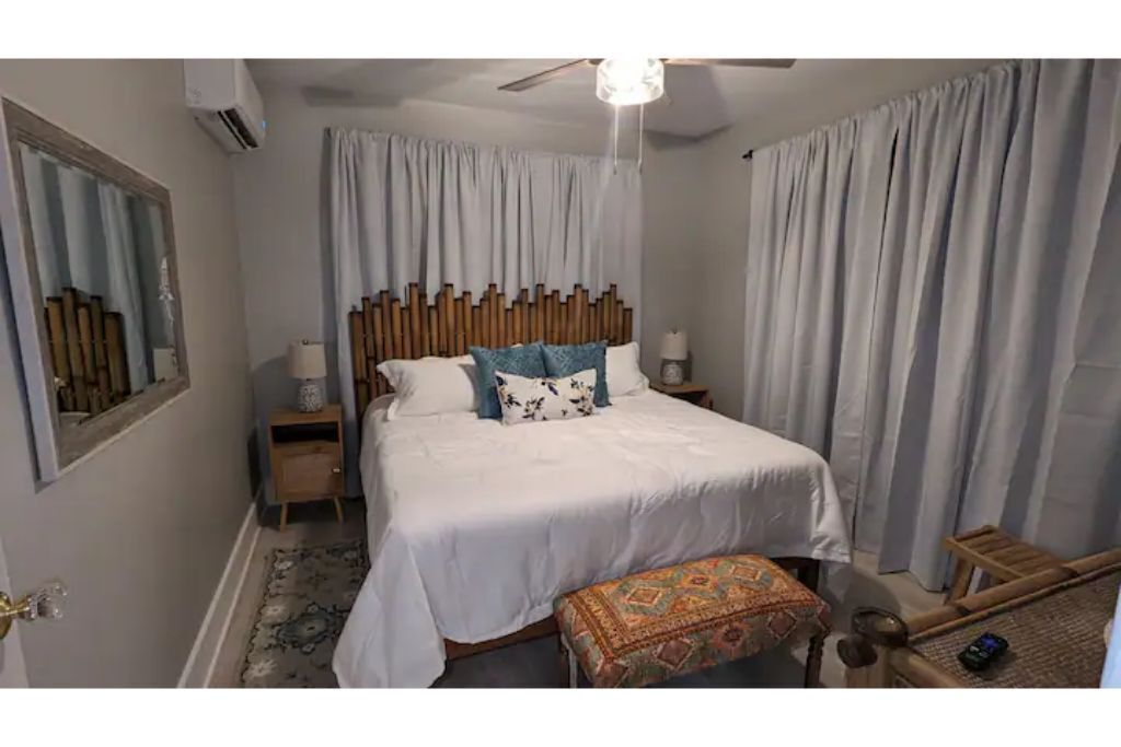 Beach Vibe close to Museum Row