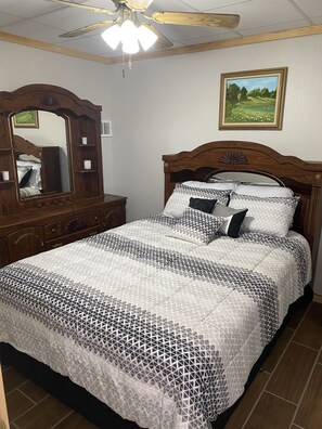 1 habitación y ropa de cama 