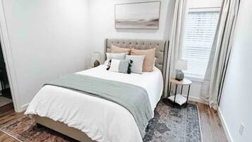 2 dormitorios, cuna de viaje, wifi gratis y ropa de cama