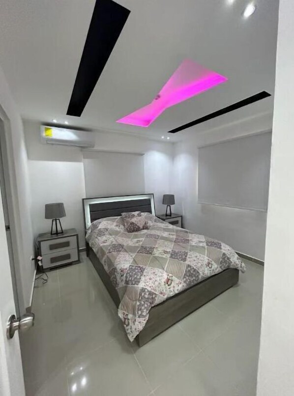 3 bedrooms, free WiFi, bed sheets