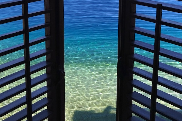 Panoramic-rum - 1 dubbelsäng - havsutsikt - vid stranden | Gratis wi-fi och sängkläder