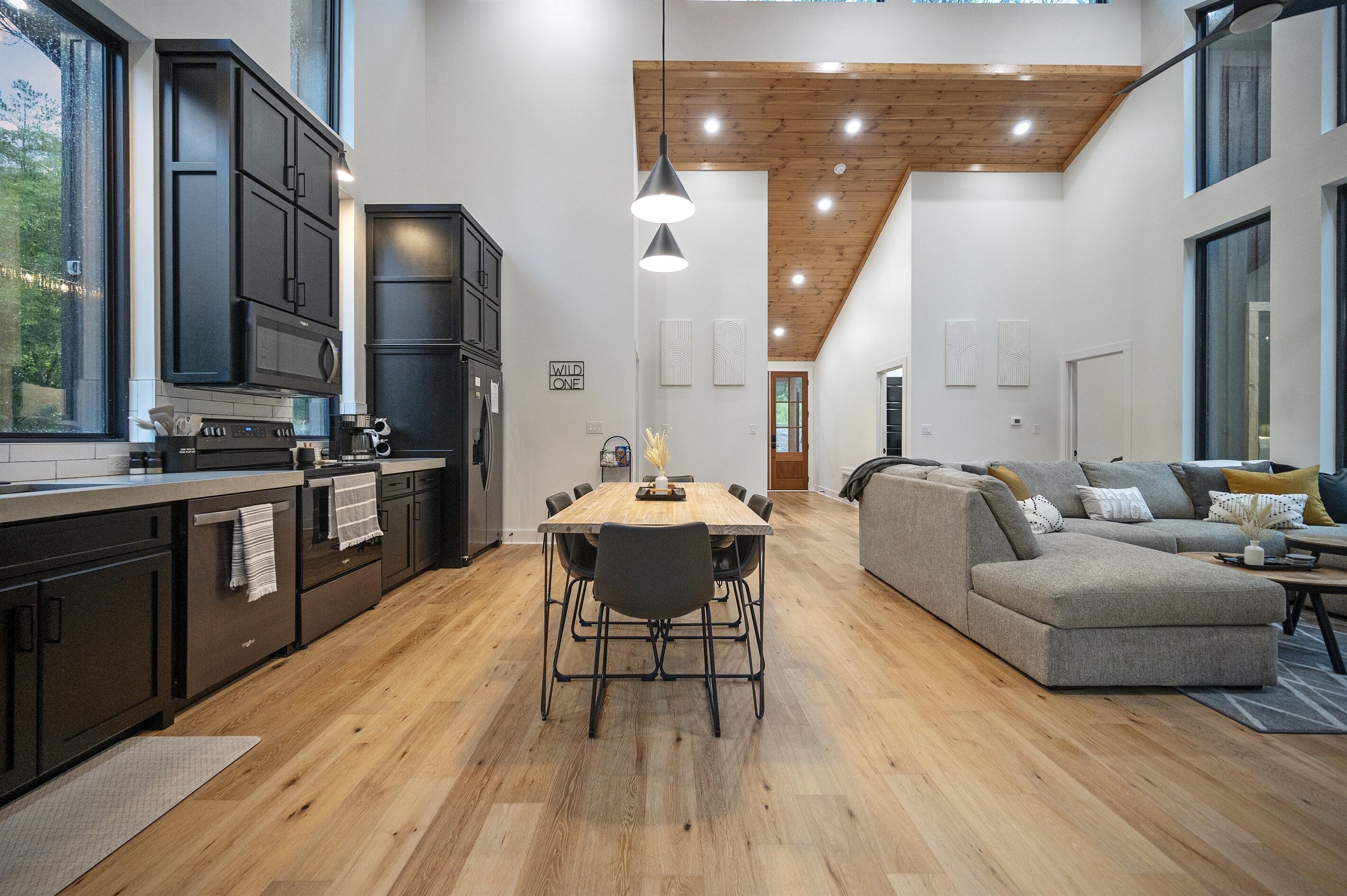 Huckleberry Finn Cabin