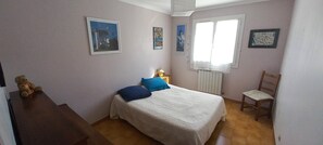 3 bedrooms, WiFi, bed sheets