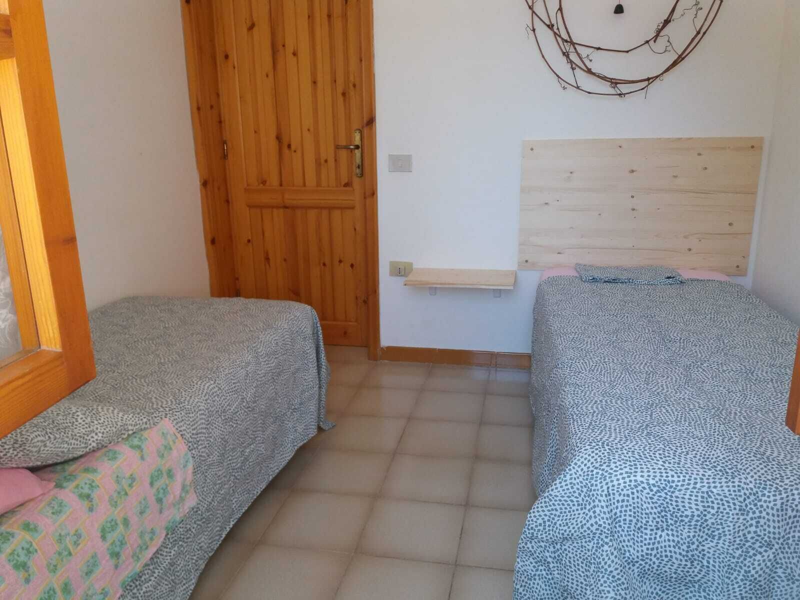 Apartment in villa surrounded by greenery 600 meters from the sea