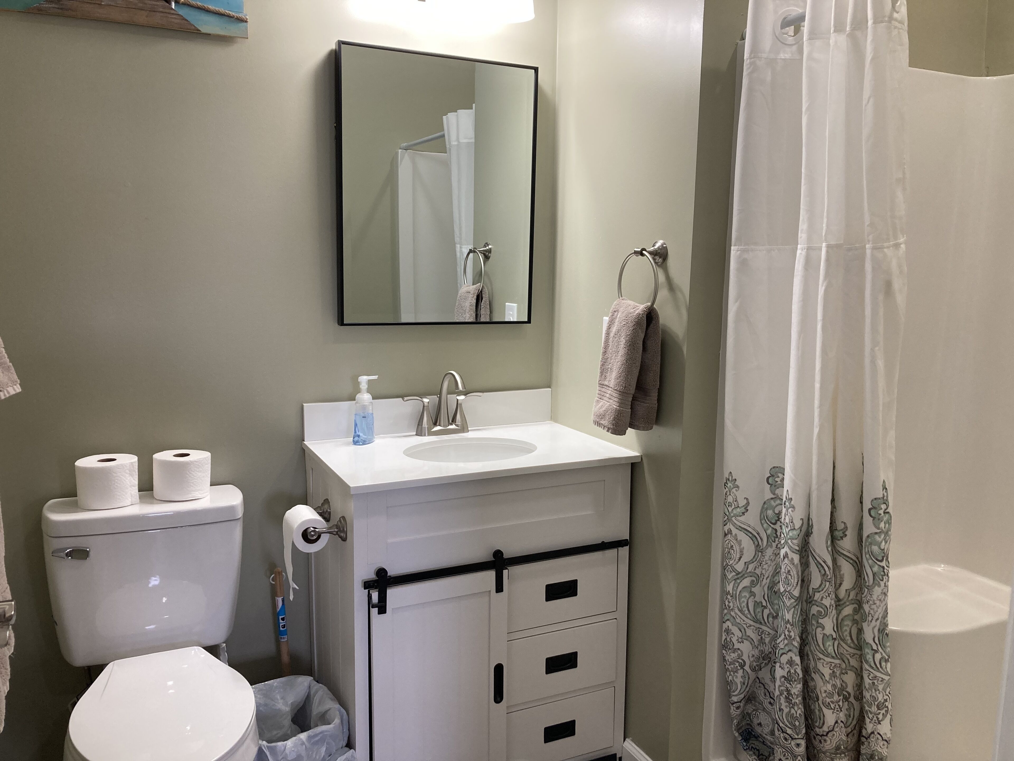 Beautiful Keuka Lake Home close to Penn Yan