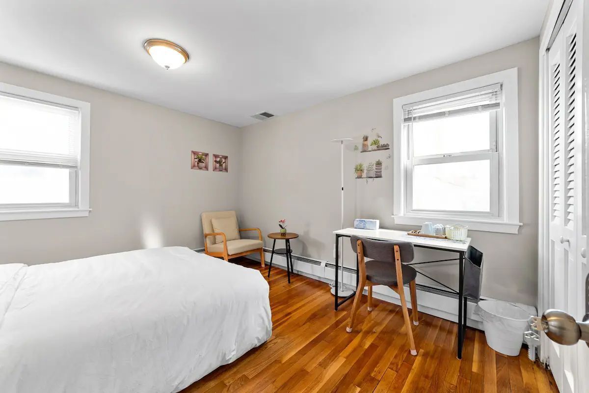 #202 Waltham House by Zen Living