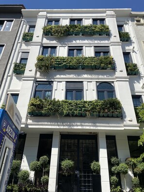 Front of property - AB Residences (Istanbul)