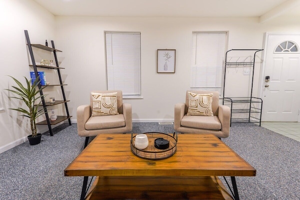 Let our home be the base for a perfect Saratoga Springs visit.