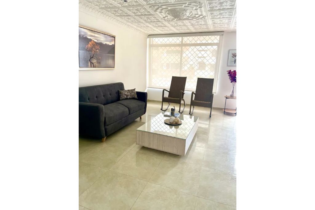 Gorgeous Home Perfect Location Close to the Ocean