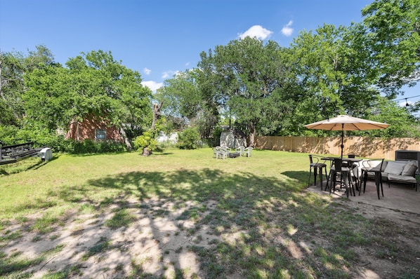 Outdoor dining
