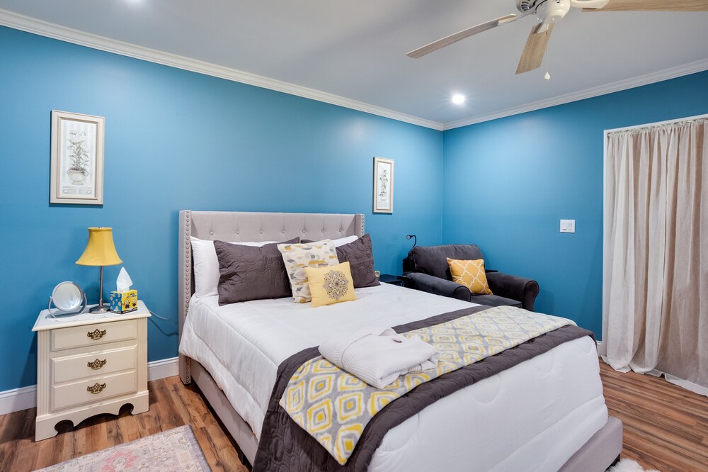 Saint Helena Island Getaway w/ Marsh Views!