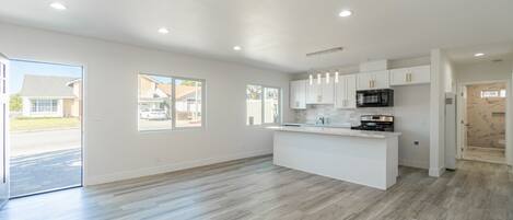 Microwave, oven, stovetop, dishwasher