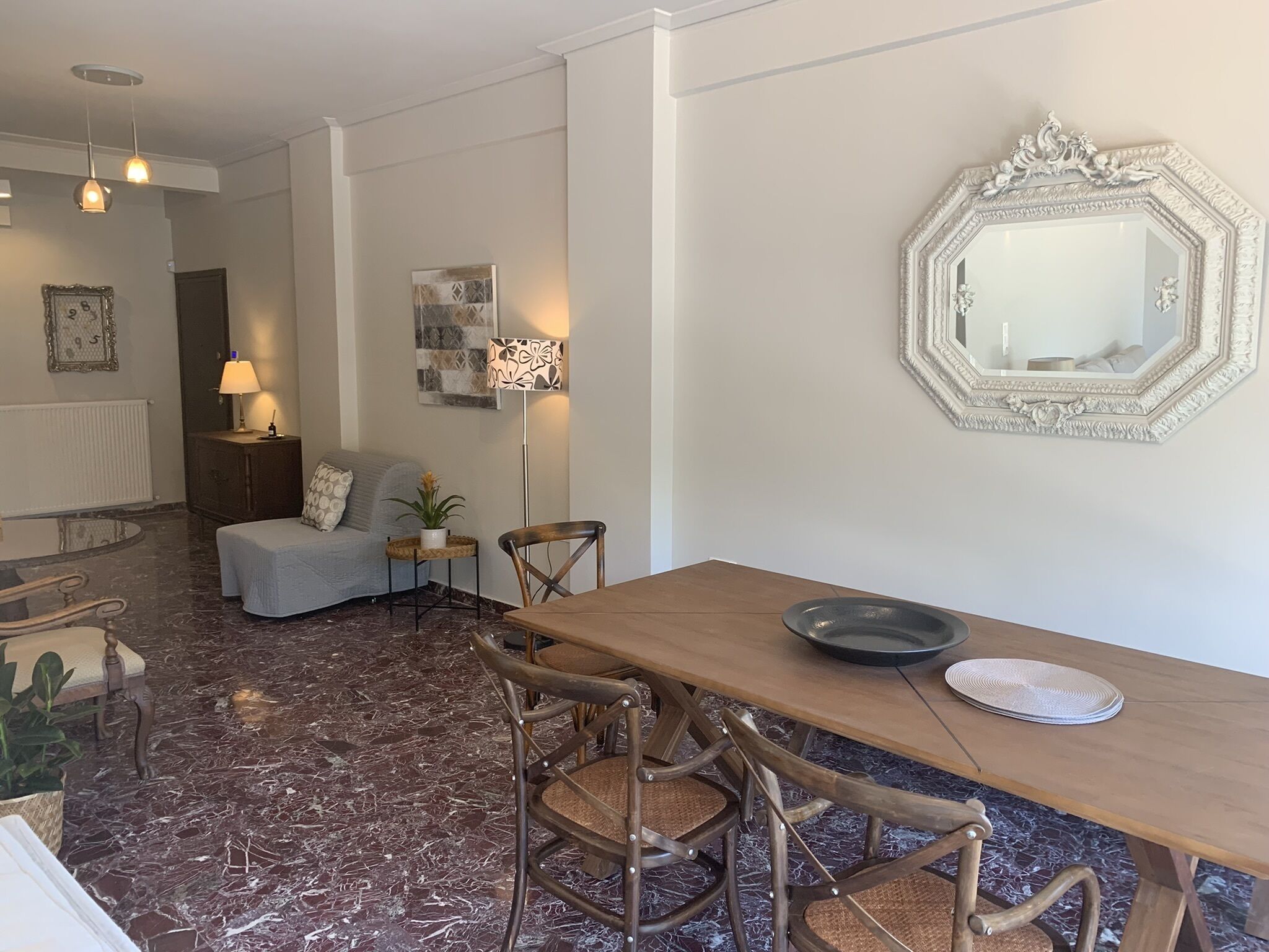 Athens Riviera fully renovated apartment-next to the Marina