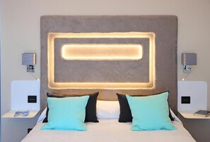 Couette en duvet d'oie, minibar, bureau