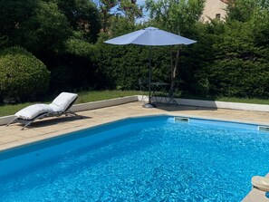 Outdoor pool - La Babiole (Marseille)