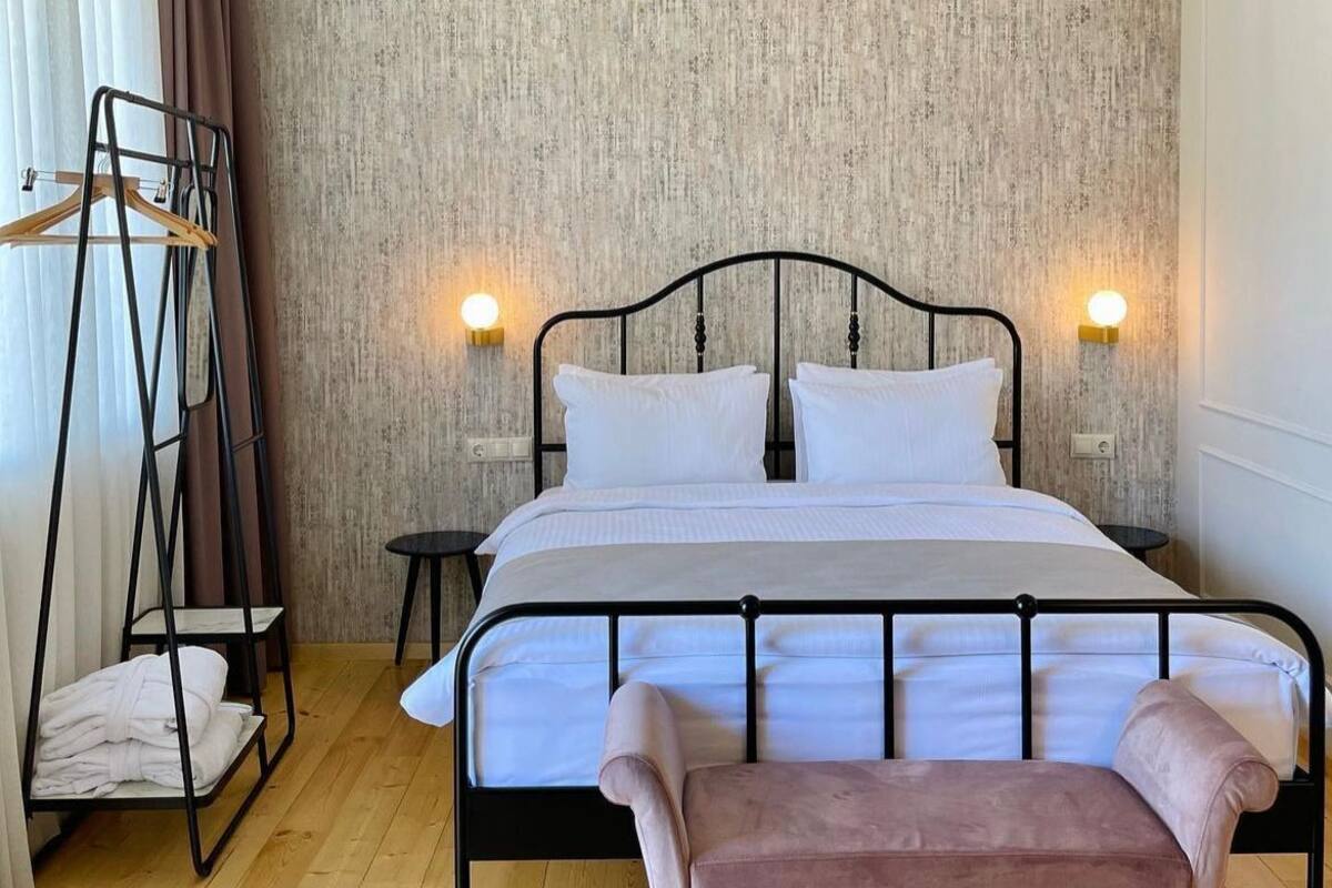 Chambre classique | Literie de qualité, lit avec matelas Select Comfort, bureau