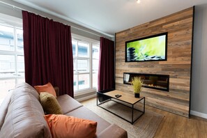 Premium Contemporary Loft Living | Living area - High Street Town House (Manchester)