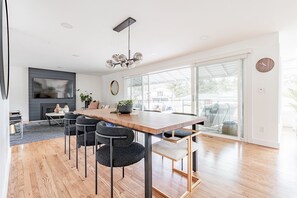 Dining - Zen 7-BR Paradise w/ Lake Views and Grape Garden (Bellevue)