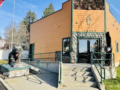Fachada de la propiedad