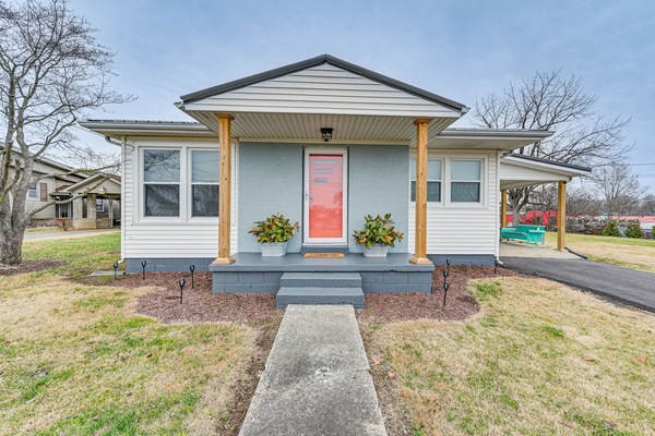 Cave City Vacation Rental | 3BR | 2BA | 1,250 Sq Ft | Steps Required to Enter