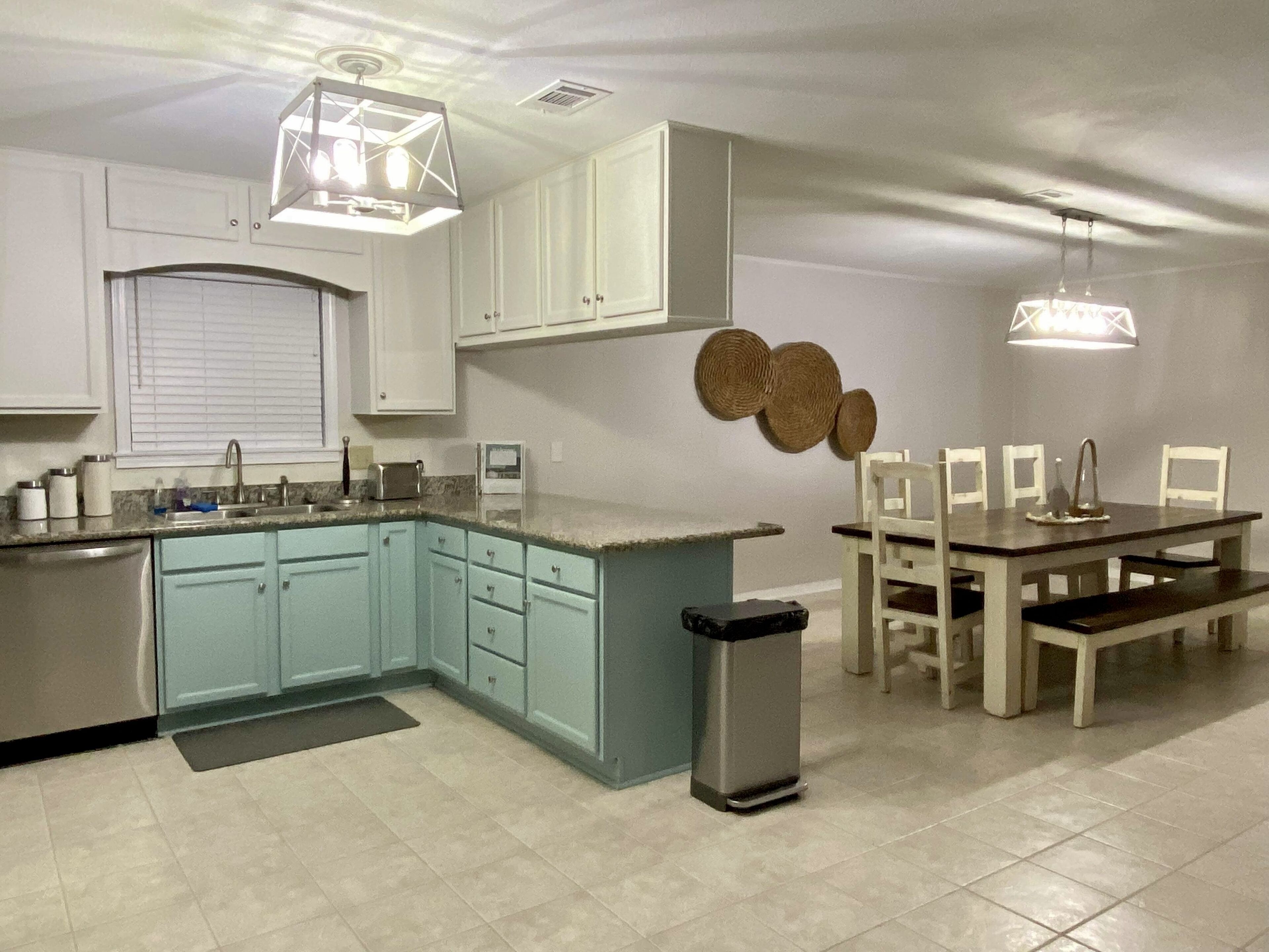 Charming Pensacola Florida Beach House With Pool ⭐️