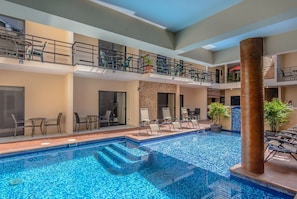 Outdoor pool - Pedregal Suites (Cabo San Lucas)