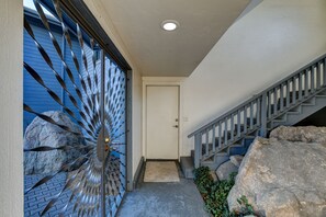 Interior - Cosy mountain top guest casita - 10 minutes from downtown Prescott (Prescott)