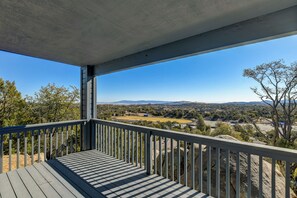 Property grounds - Cosy mountain top guest casita - 10 minutes from downtown Prescott (Prescott)