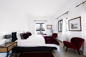 5 Schlafzimmer, Bügeleisen/Bügelbrett, kostenloses WLAN, Bettwäsche