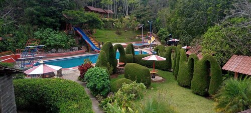 Exclusive,Luxury,clean and conveniently located in front of piscinas El Bajo 