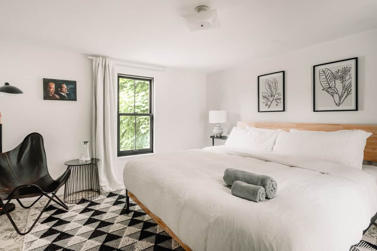 Elite Room | Premium bedding, down comforters, memory foam beds, blackout drapes