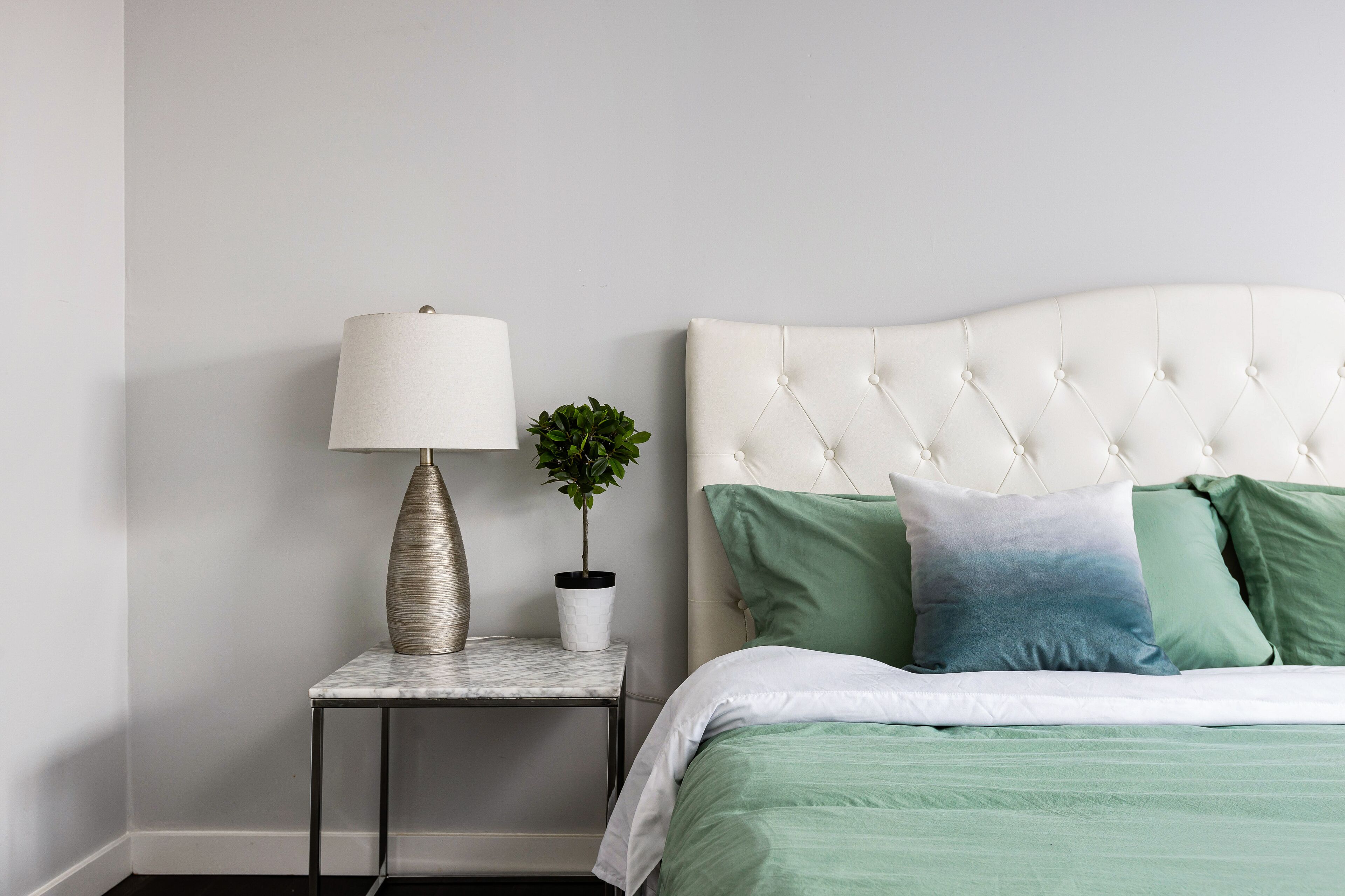 Riverfront 2 Bedroom PET FRIENDLY with Private Dock