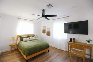 4 soverom, strykejern/-brett, reiseseng for barn og wi-fi