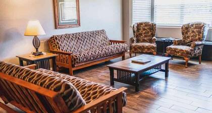Lake Texoma Six-Plex Main Room