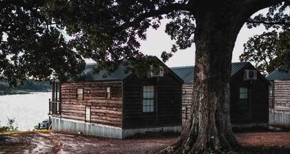 Lake Texoma Cedar Cabin - Uncle Sams Cabin