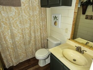Shower, towels